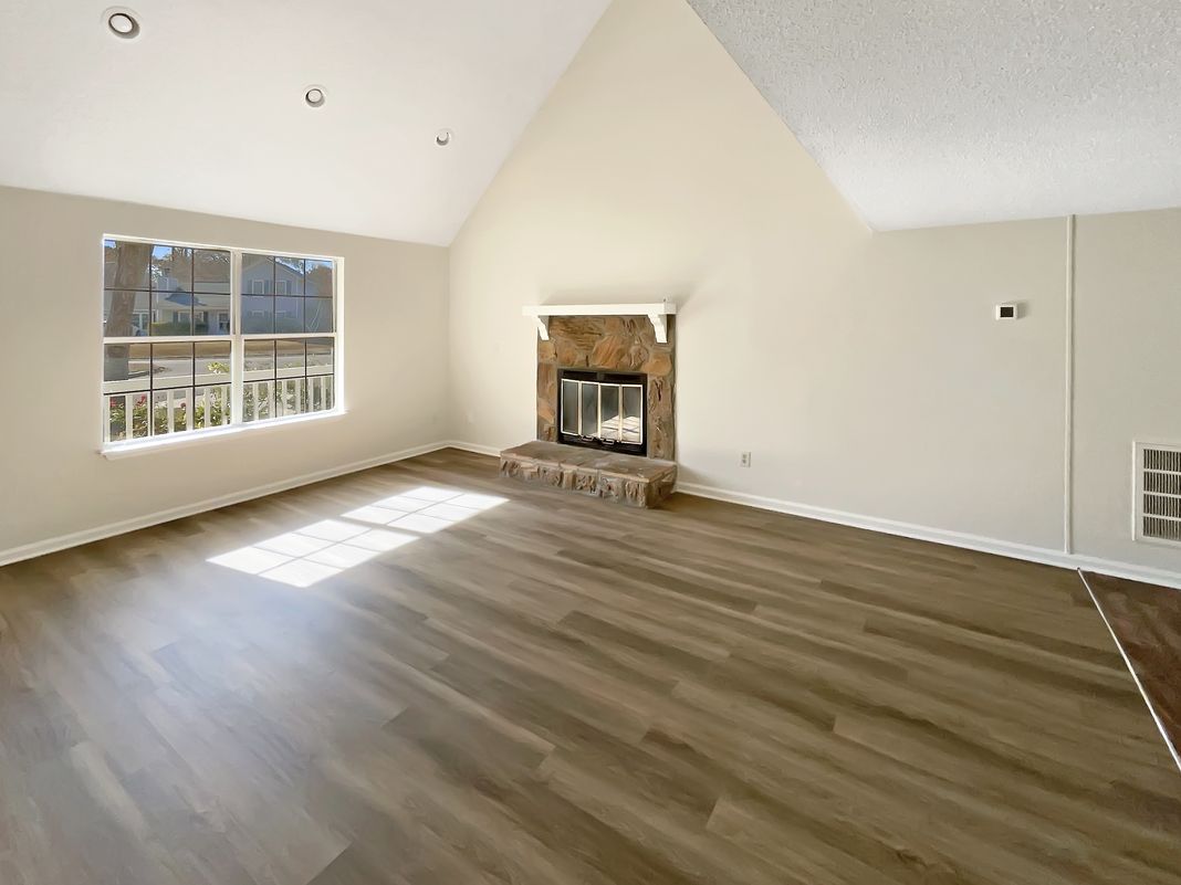 Property photo 3 of 142 Blue Ridge Trl