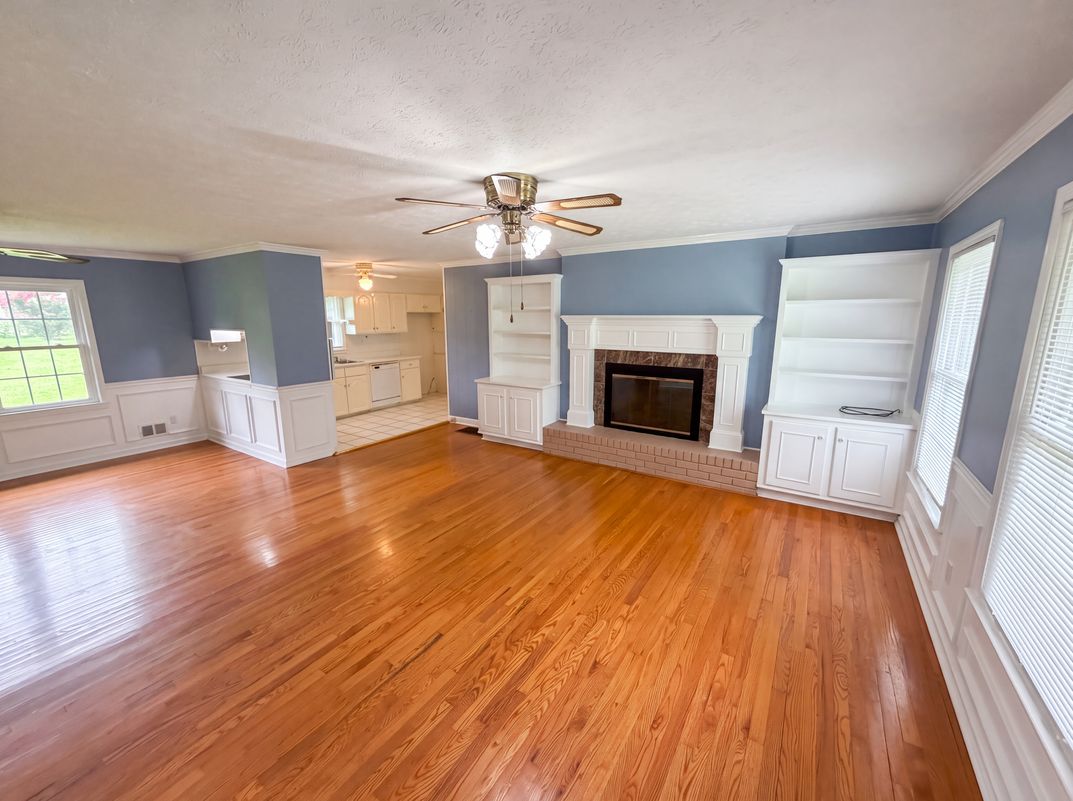Property photo 3 of 3293 Bright Star Rd