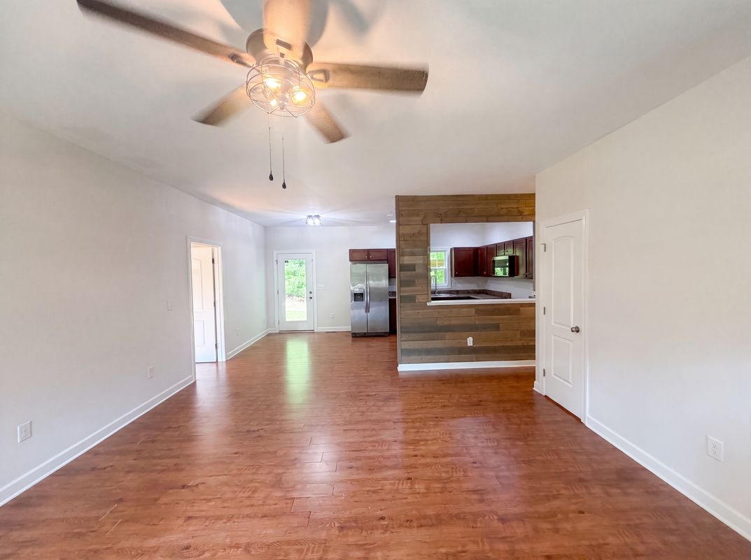 Property photo 3 of 8317 Moritz Dr