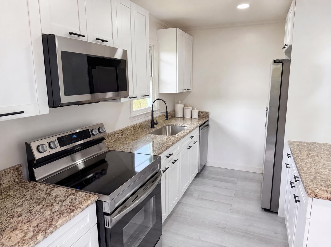 Property photo 2 of 105 Foxhall Ct