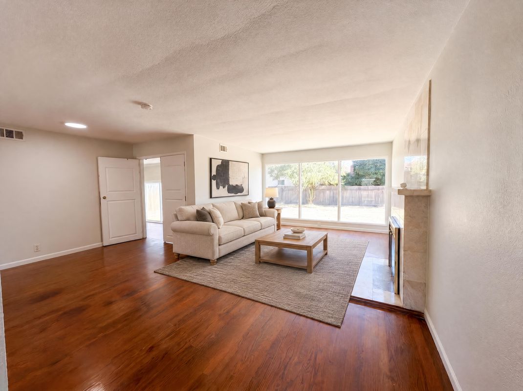 Property photo 3 of 3020 Christina Ave