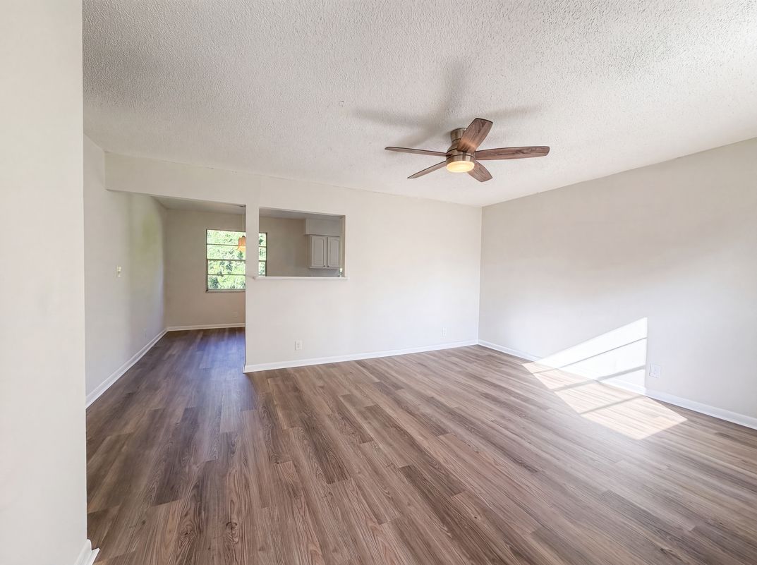 Property photo 3 of 8943 3rd Ave