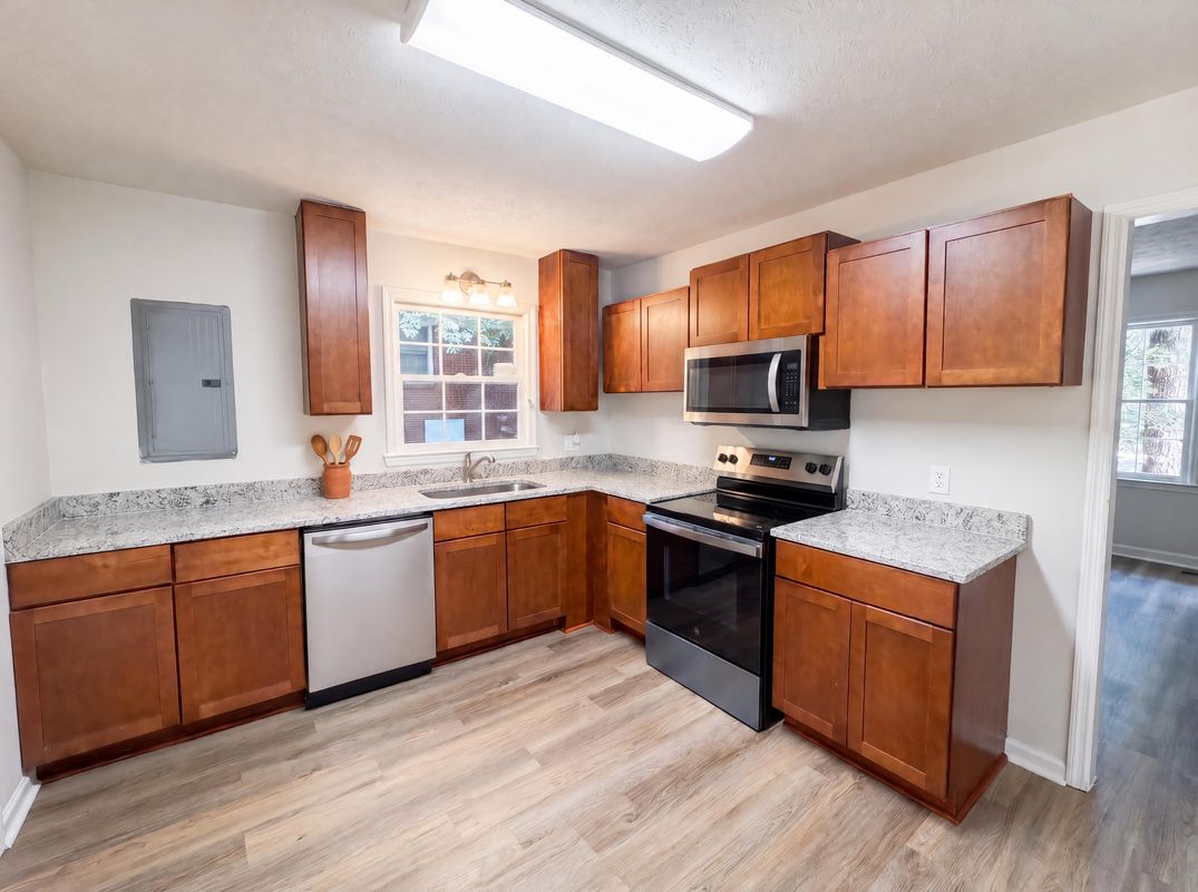 Property photo 3 of 537 Green St
