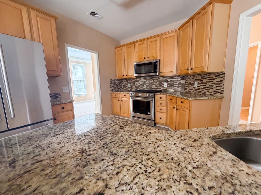 Photo 6 of 26 of 3106 Arklow Rd, Charlotte, NC