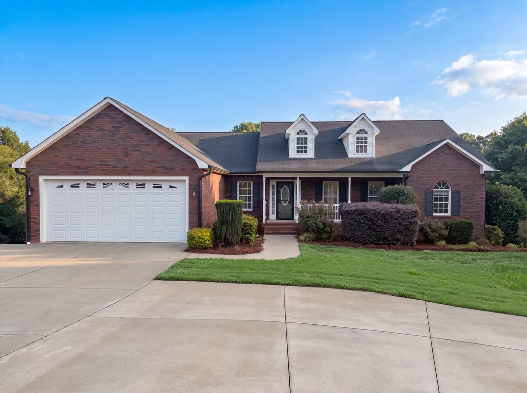 Property photo 1 of 106 Millbranch Ln