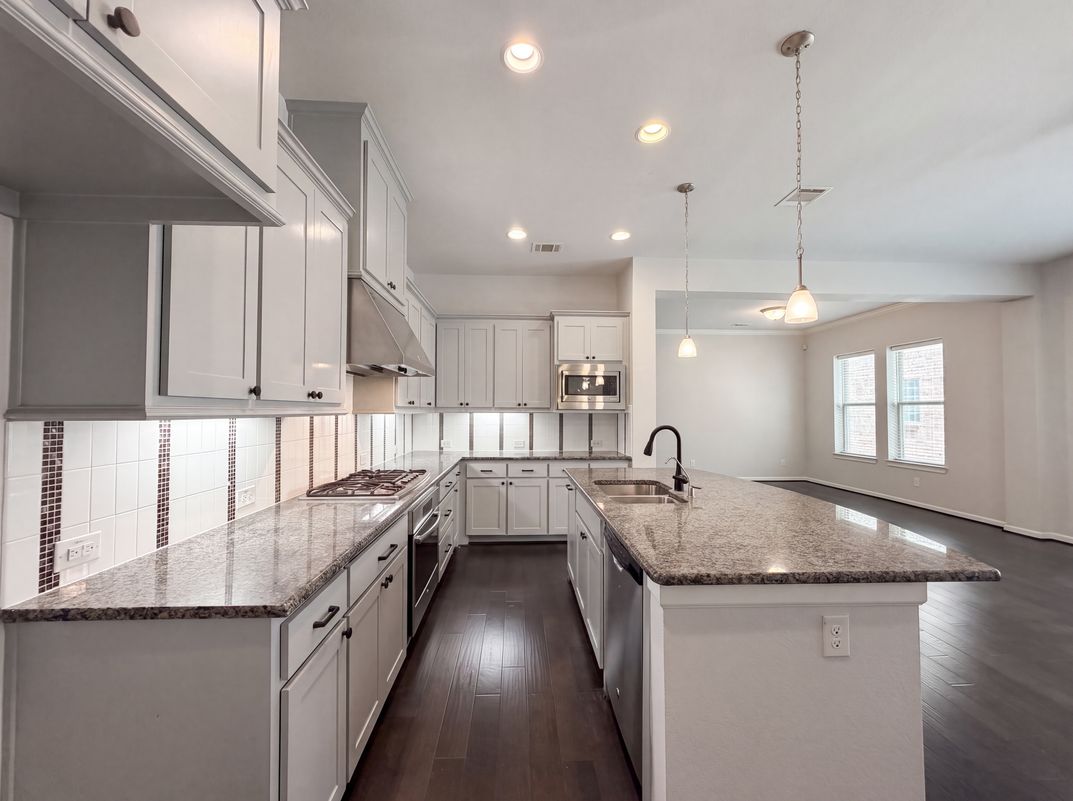 Property photo 2 of 6756 Palo Duro Dr