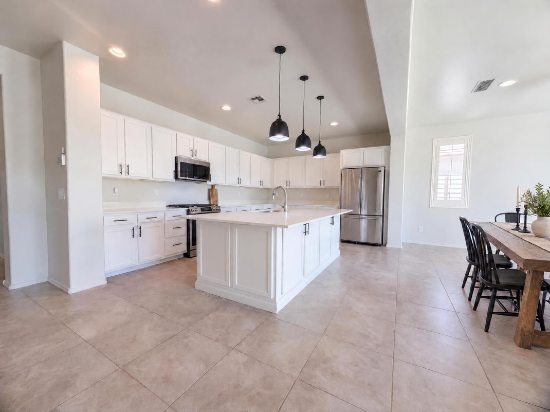 Property photo 2 of 23061 E Desert Spoon Dr