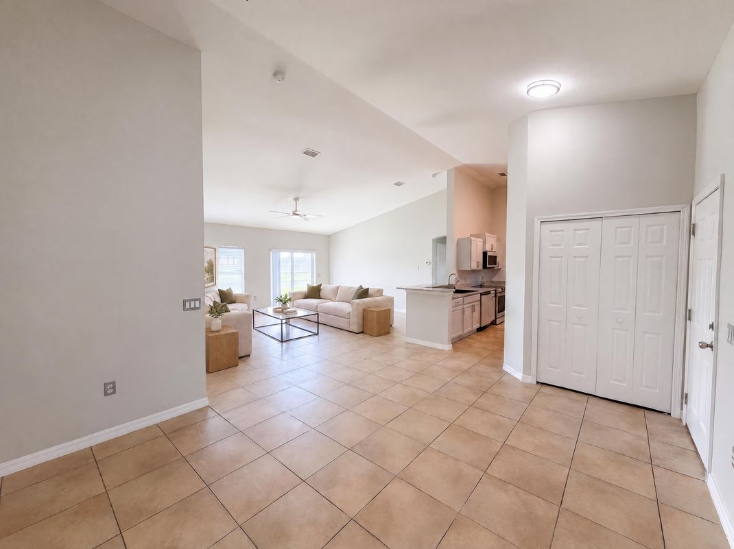 Property photo 3 of 3508 Yacht Club Ct