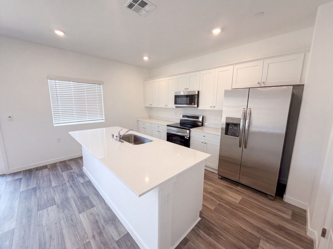 Property photo 2 of 3267 Carambola Ave