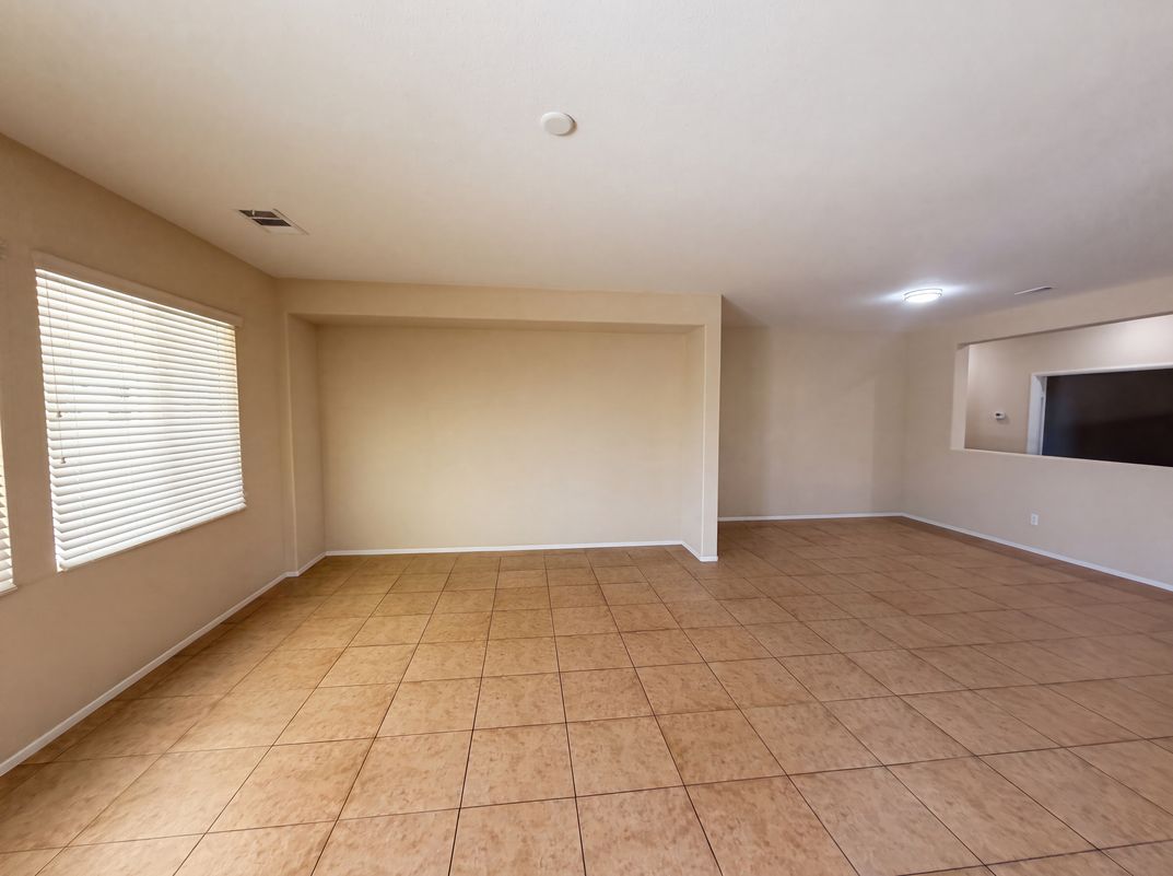 Property photo 3 of 12783 Brandon St