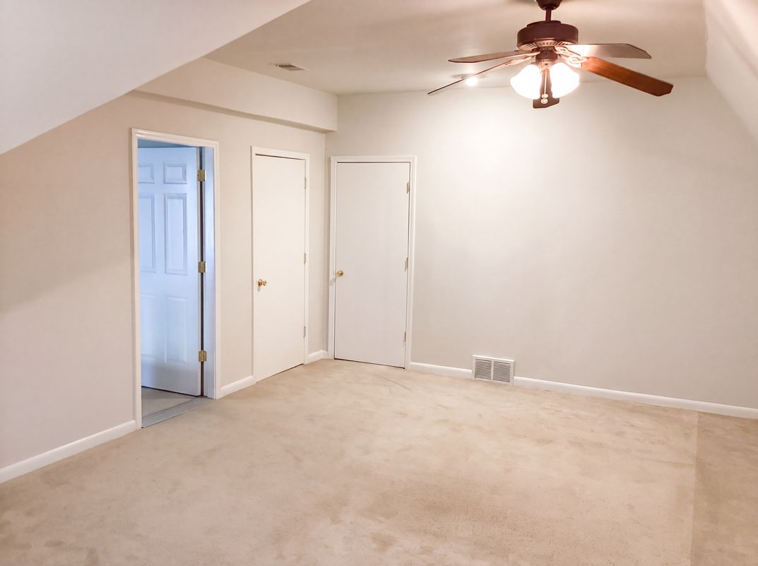 Property photo 2 of 5634 Tulip Grove Dr