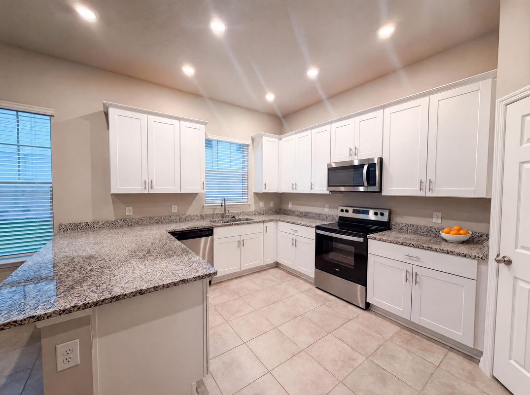 Property photo 2 of 538 Venetian Palms Blvd