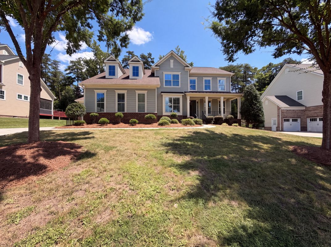 Property photo 1 of 147 Monteray Oaks Cir