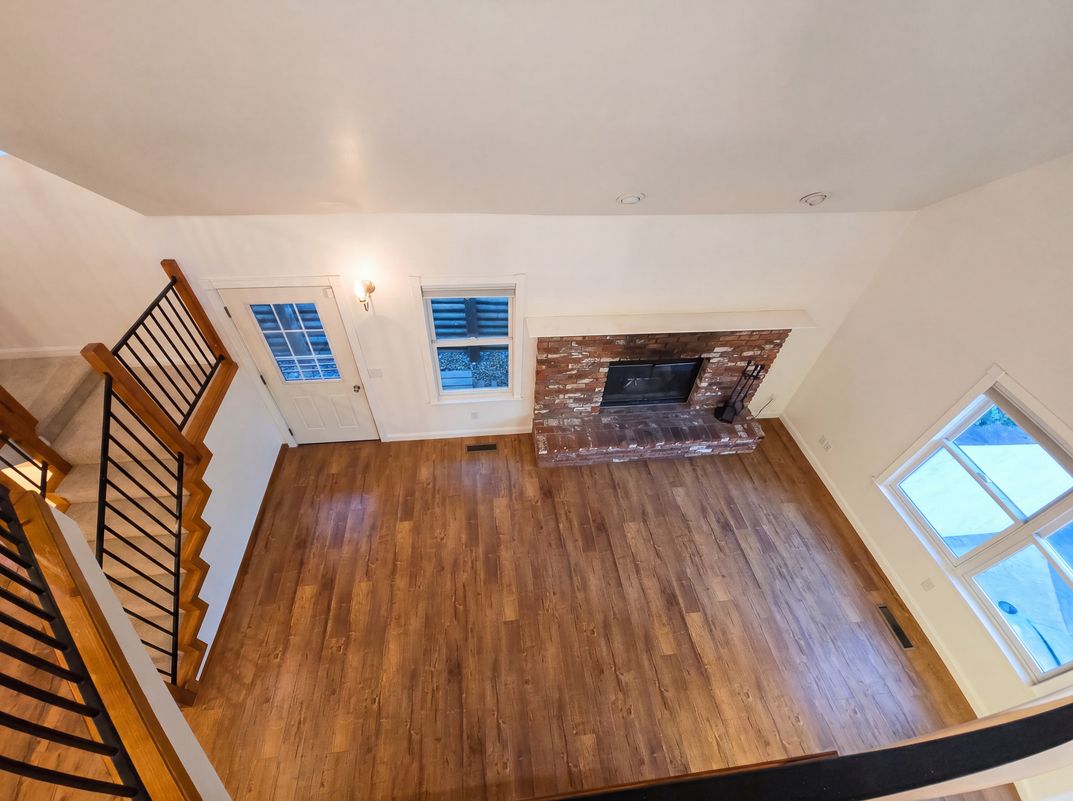Property photo 3 of 472 Brentwood Dr