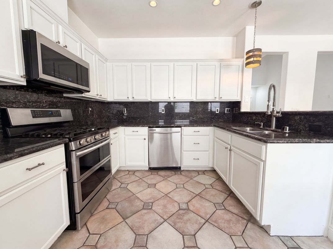 Property photo 2 of 1863 Poetic Valley Cir