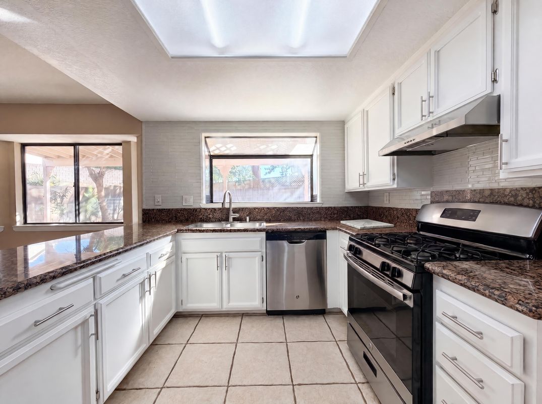 Property photo 2 of 3164 Gingerwood Ln