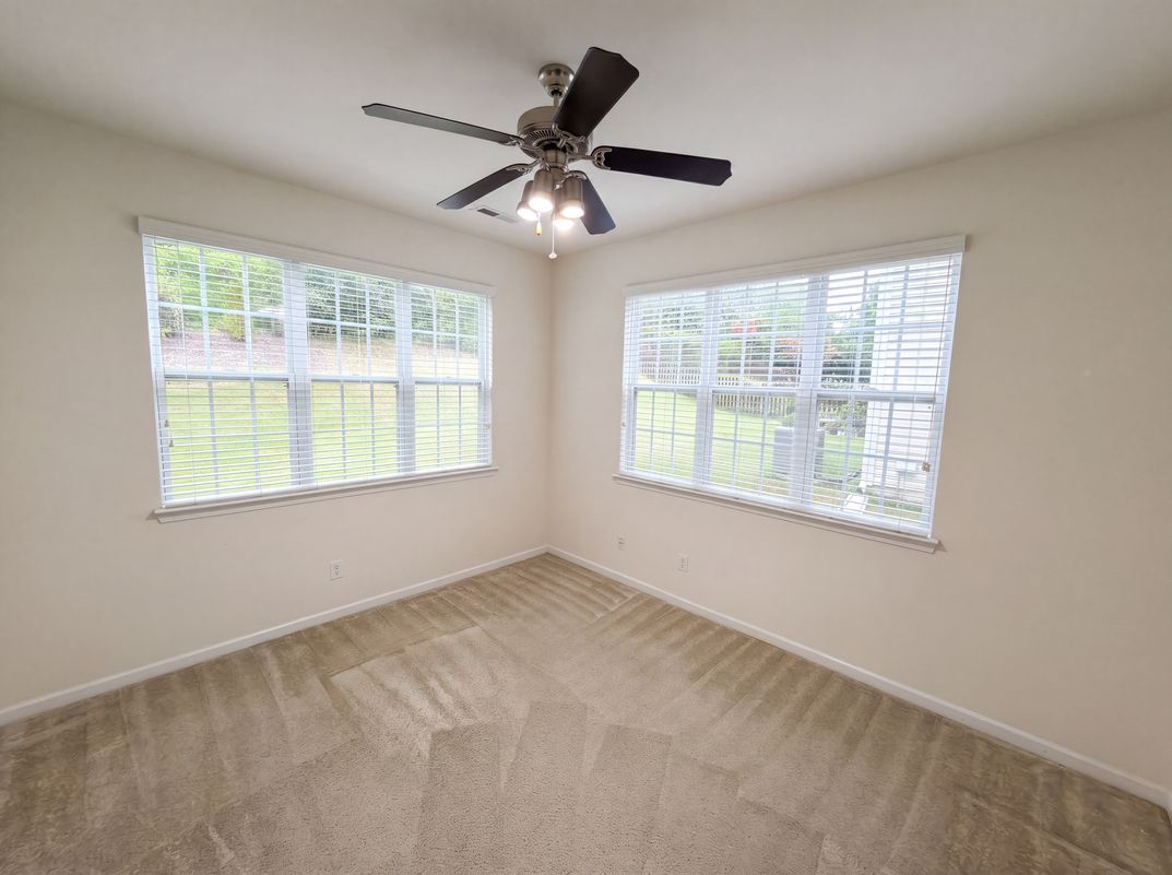 Photo 12 of 17 of 17240 Westmill Ln, Charlotte, NC
