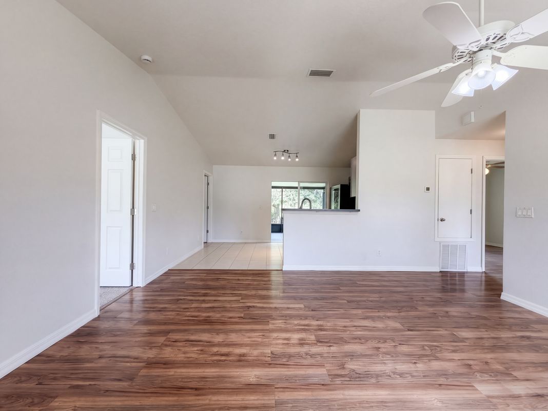 Property photo 3 of 1505 Rival Ter