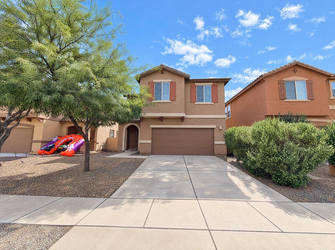 Property photo 1 of 683 W Calle Capotasto