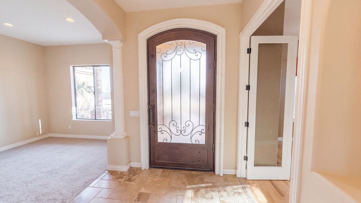 Property photo 3 of 16806 W Dove Wing Way