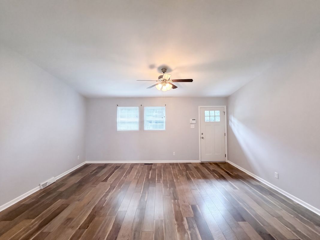 Property photo 3 of 449 Virginia Ave