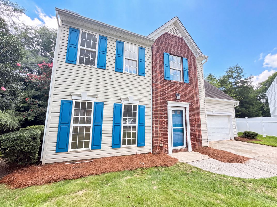 Photo 19 of 22 of 14542 Arbor Ridge Dr, Charlotte, NC