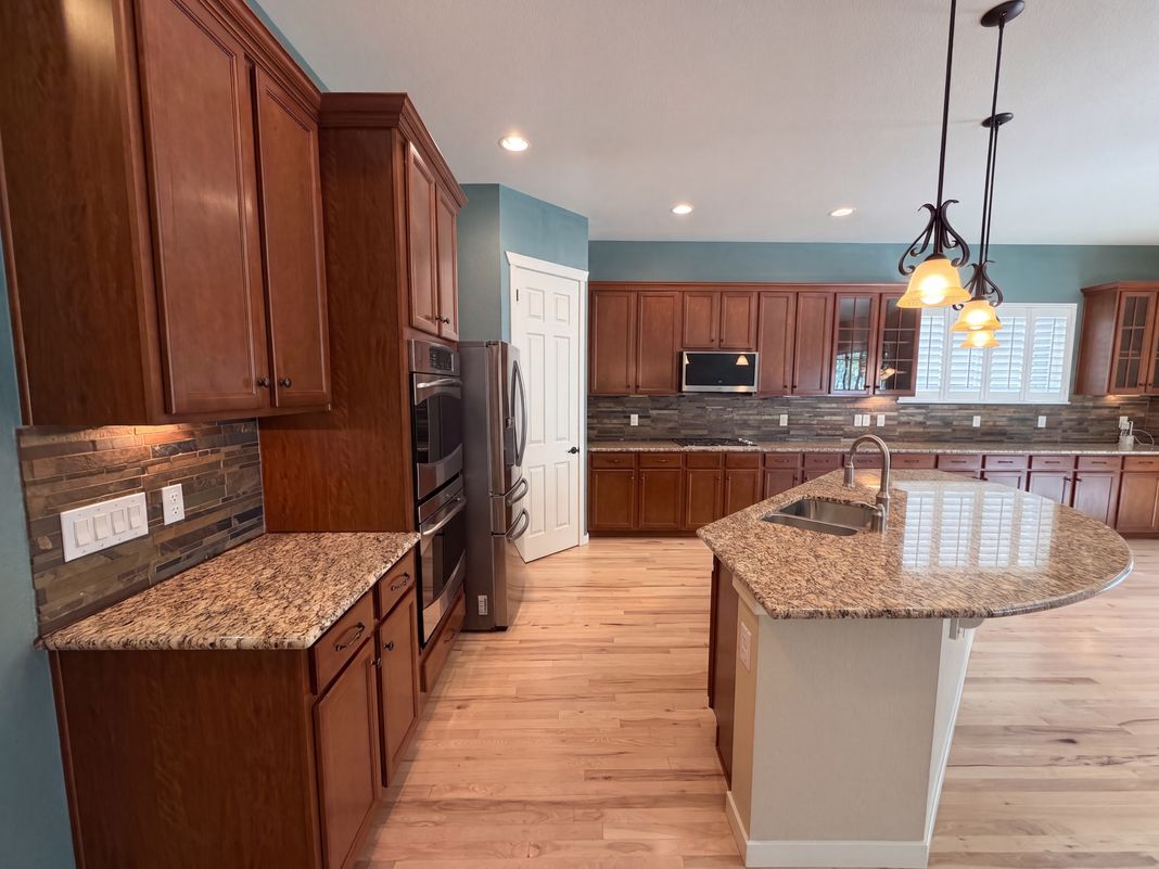 Property photo 2 of 14928 Nighthawk Ln