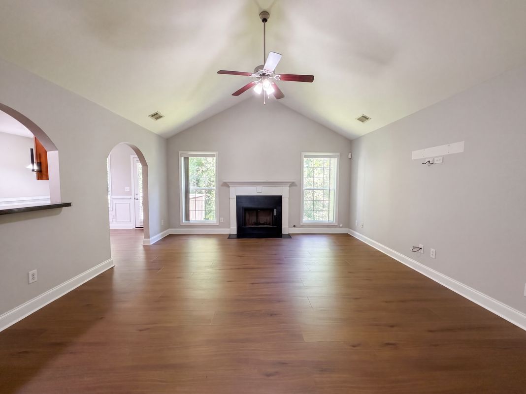Property photo 3 of 4468 Karron Dr