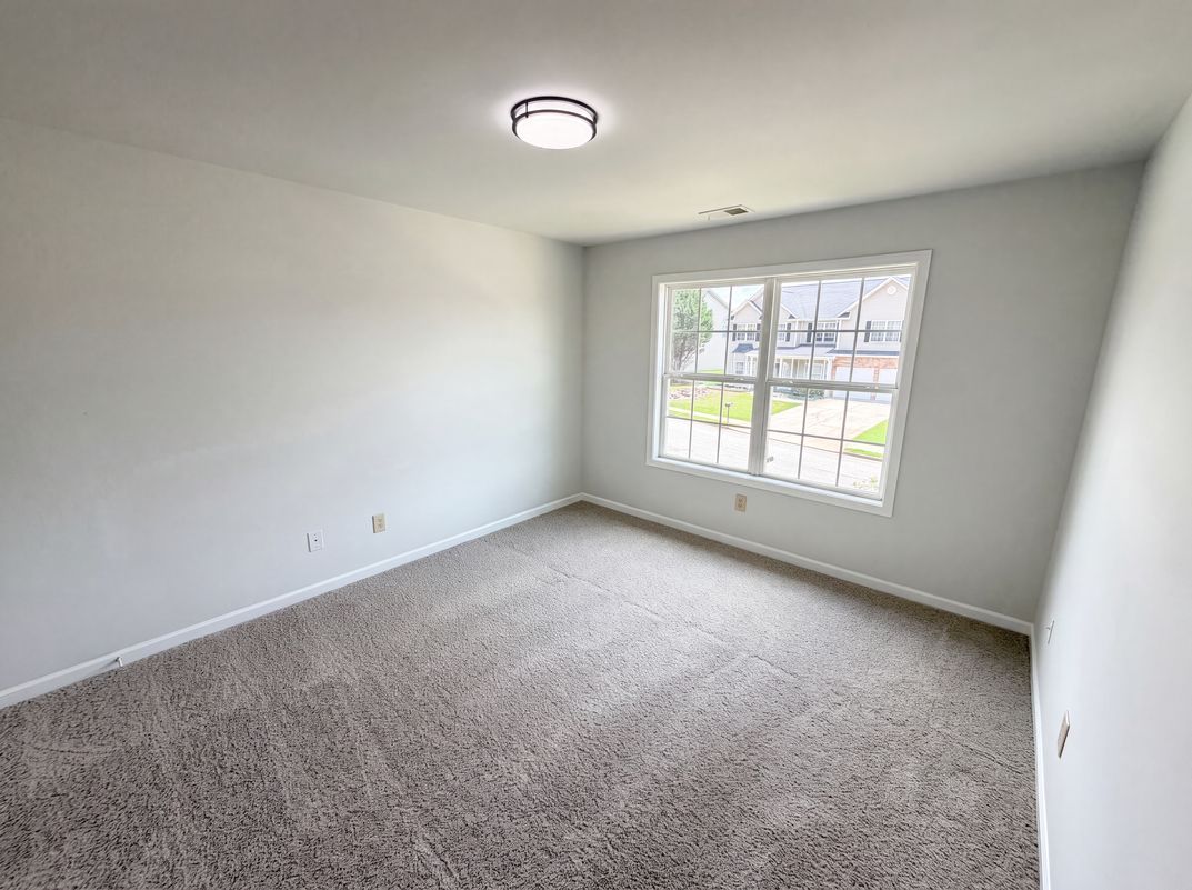 Photo 10 of 23 of 212 Summergate Ln, Villa Rica, GA