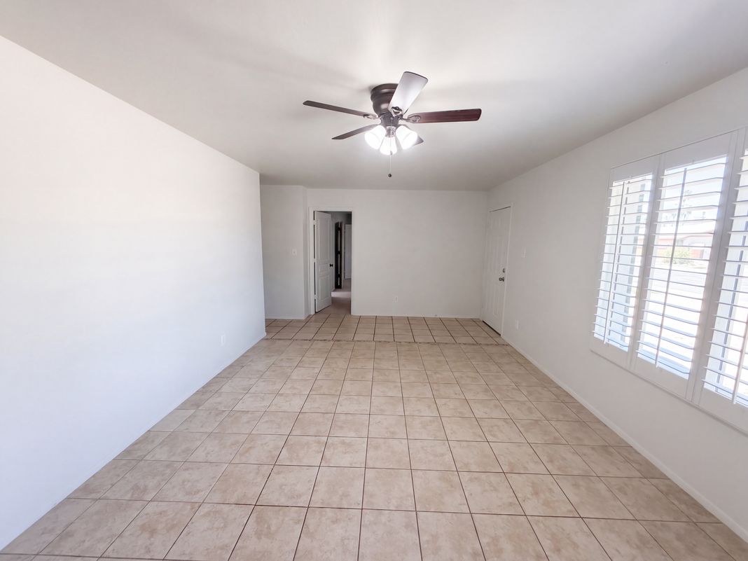 Property photo 3 of 6339 W Monterosa St