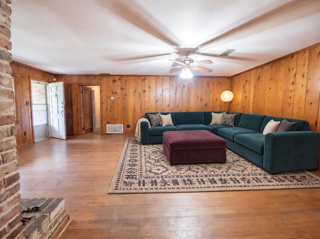 Property photo 3 of 4604 Oak Ridge Rd