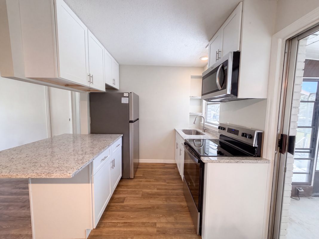 Property photo 2 of 4526 Eagles Nest Rd