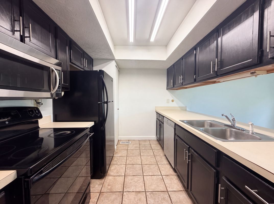 Property photo 2 of 7761 Sagemeadow Ct