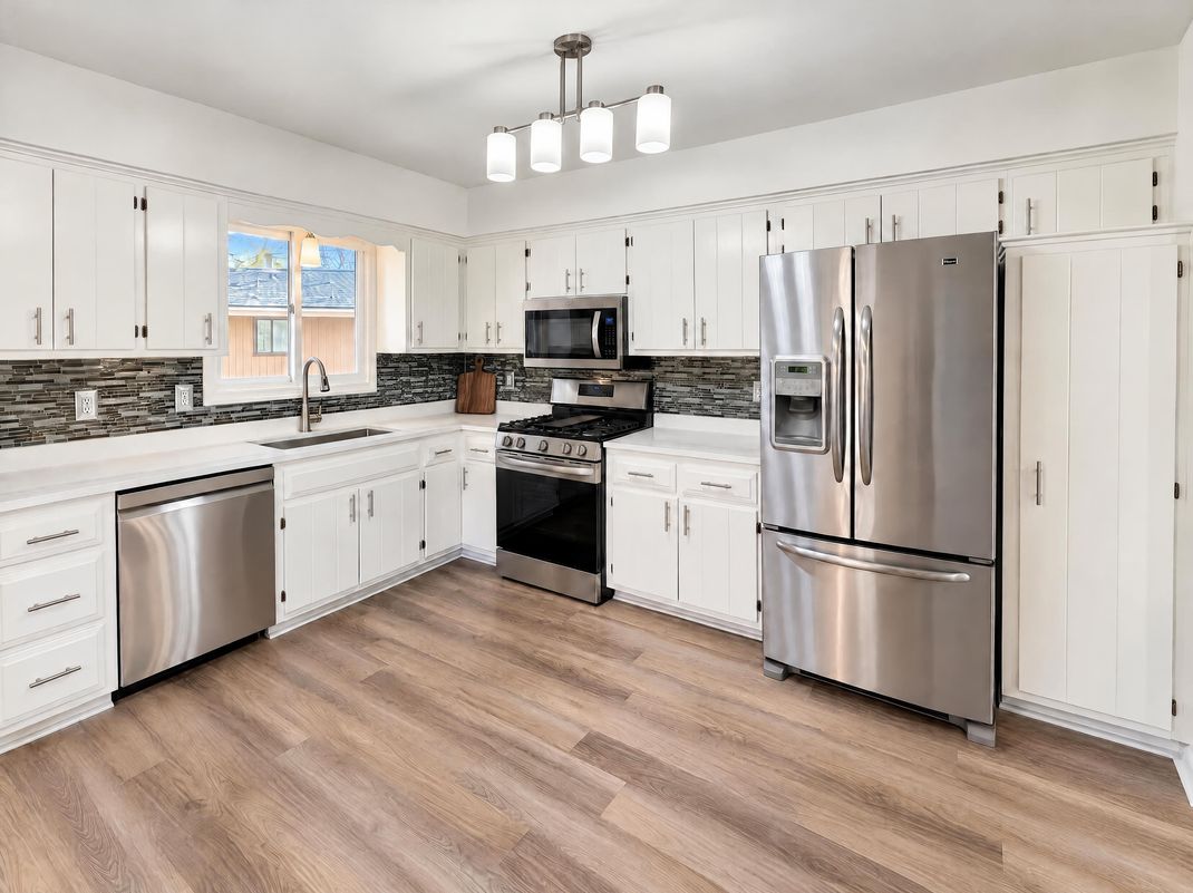 Property photo 2 of 1645 Ranier Cir