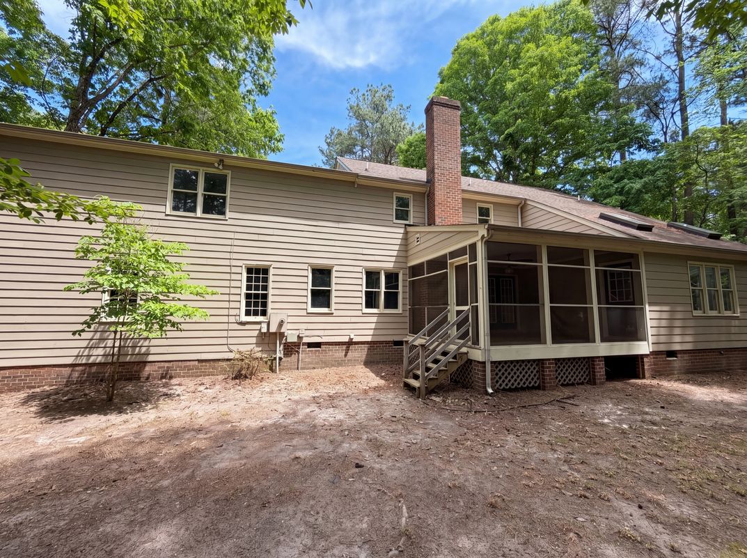 Photo 5 of 21 of 5517 W Bay Ct, Midlothian, VA