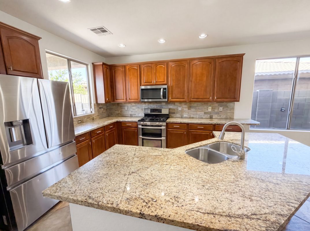 Photo 15 of 40 of 2513 W Florentine Rd, Phoenix, AZ