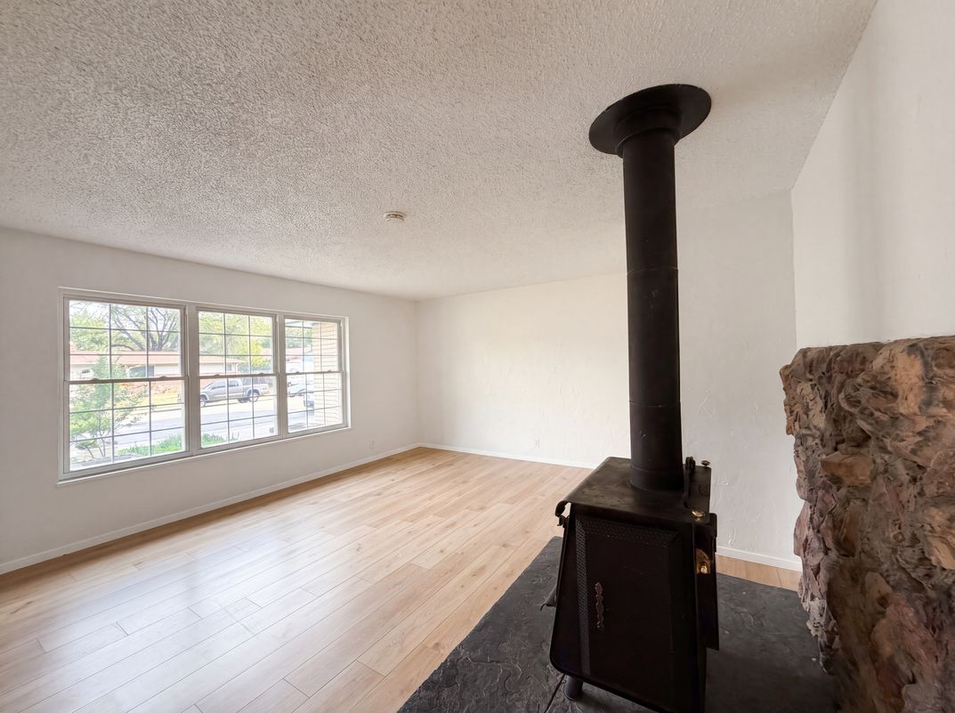 Photo 7 of 54 of 1307 Redwood Dr, Loveland, CO