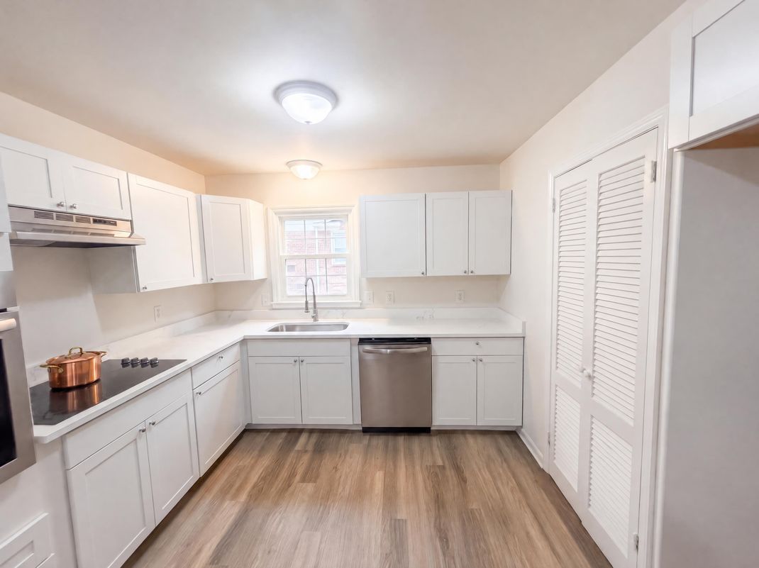 Property photo 2 of 505 Leawood Dr