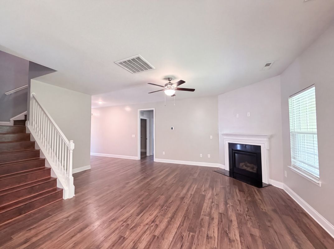Property photo 3 of 147 Allenton Way # 147