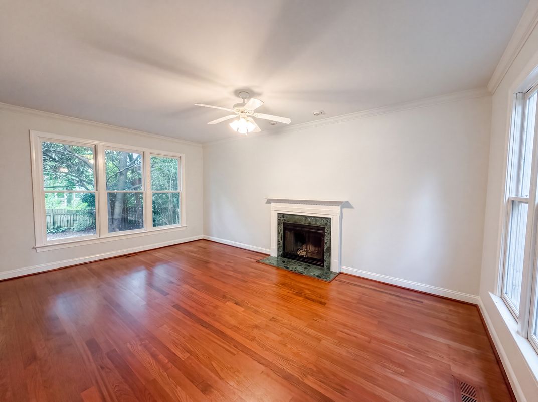 Property photo 3 of 2220 Cushendun Ln
