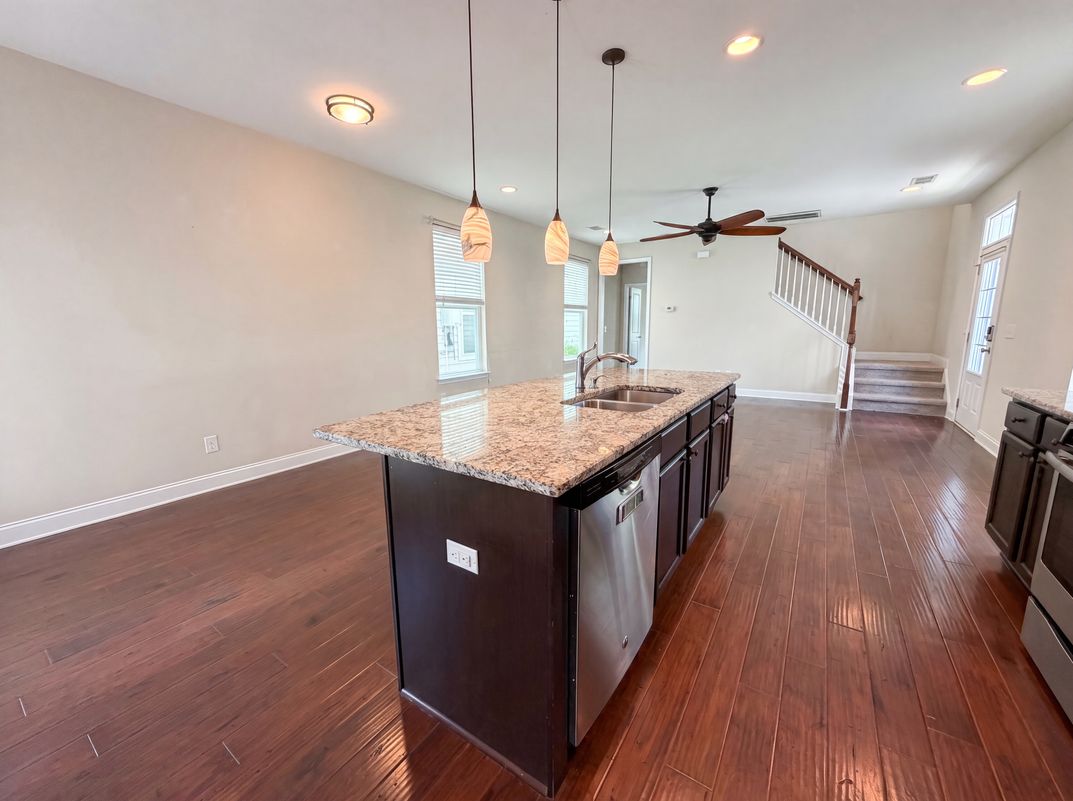 Property photo 2 of 1013 Ashley Garden Blvd