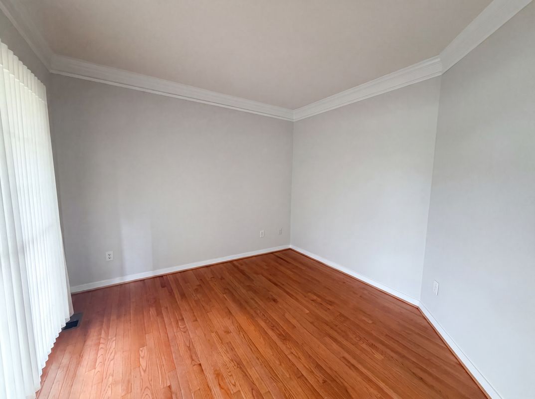 Photo 10 of 26 of 14725 Grand Forest Ct, South Chesterfield, VA