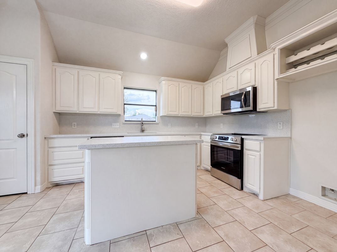 Property photo 2 of 66 Tangerine Ct