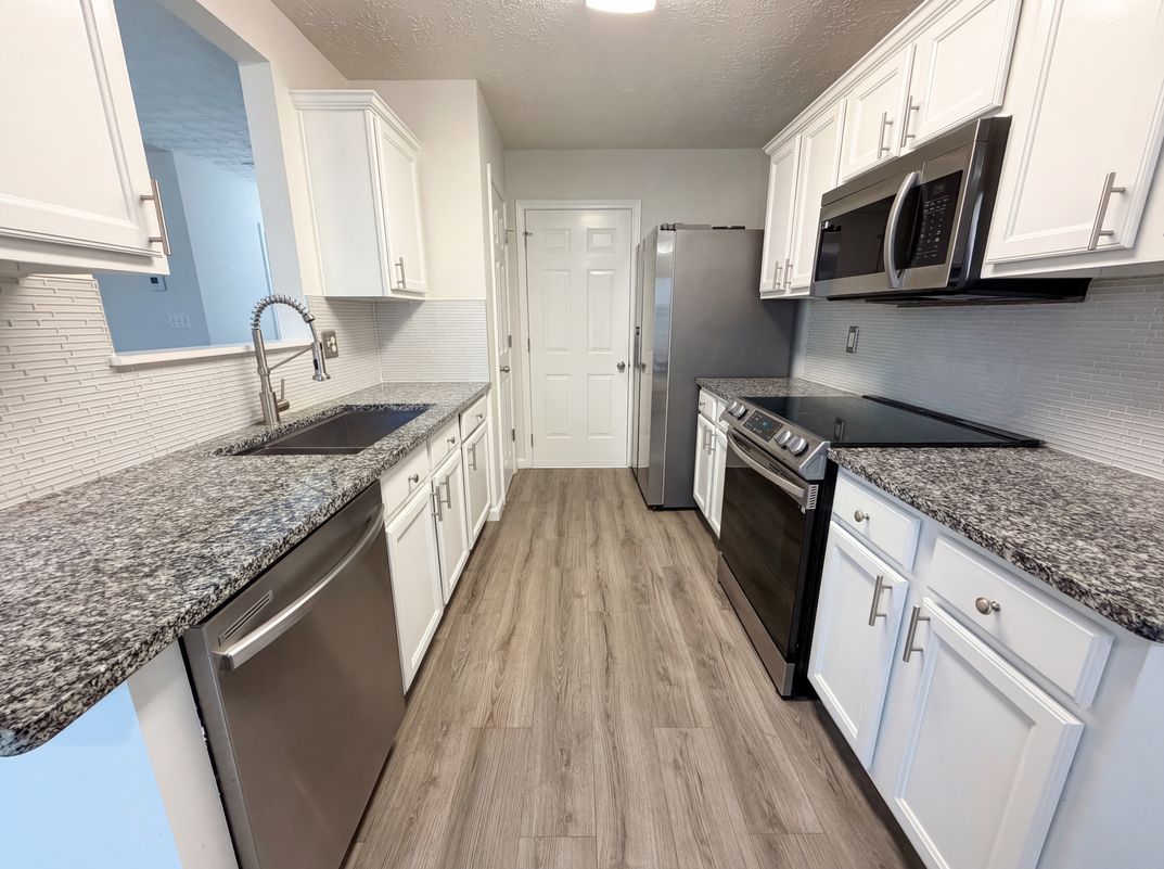 Property photo 2 of 258 Alcovy Walk Dr
