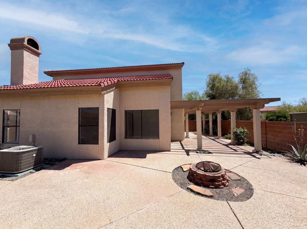 Photo 5 of 21 of 642 W Cassidy Pl, Tucson, AZ