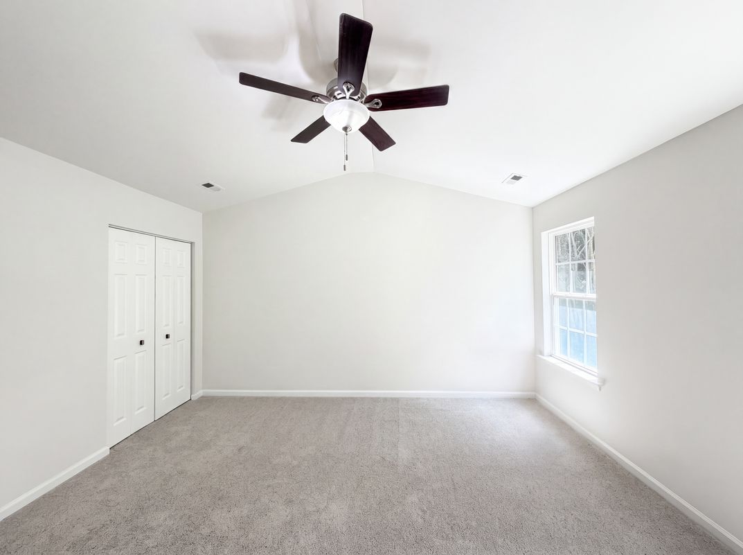 Photo 12 of 22 of 14542 Arbor Ridge Dr, Charlotte, NC