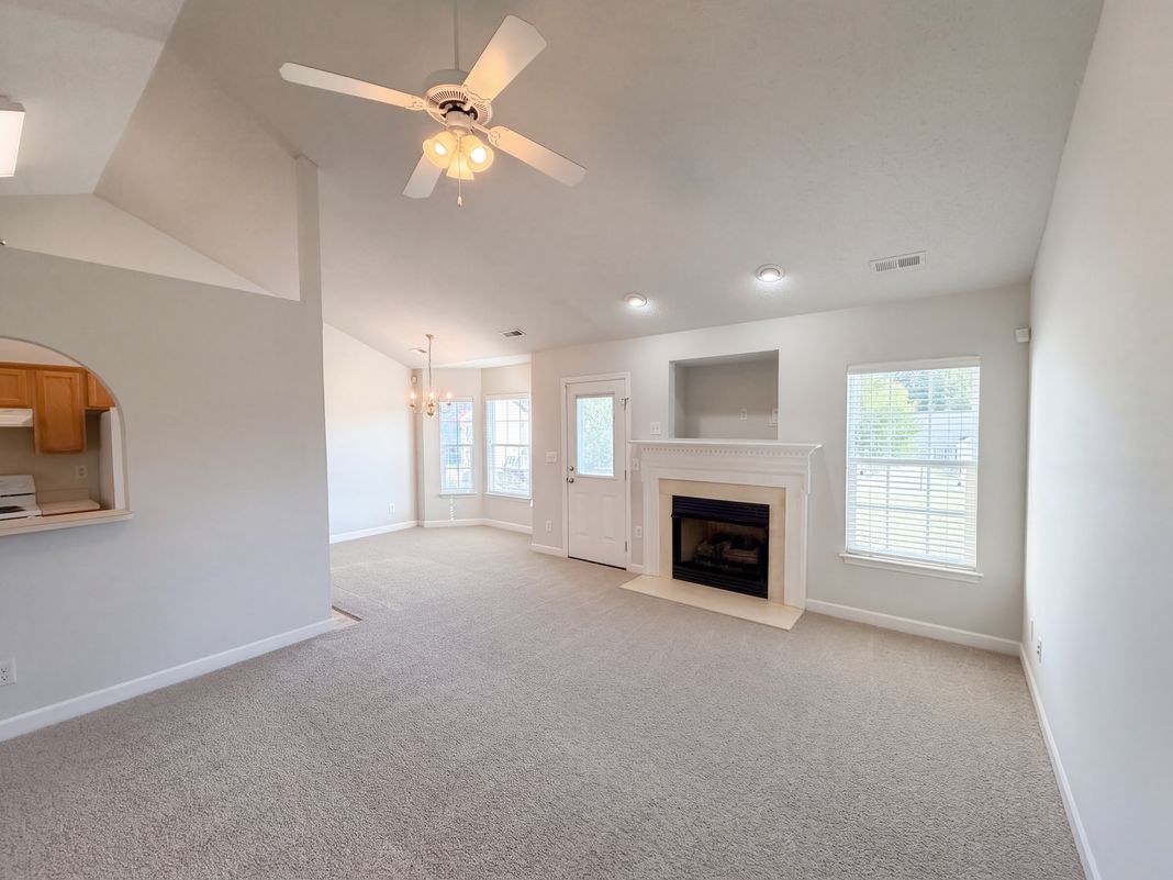 Property photo 3 of 11344 Pointer Ridge Dr