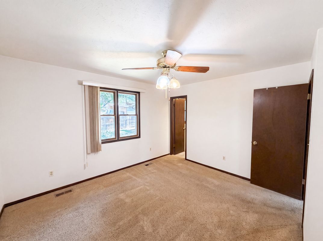 Photo 12 of 27 of 8939 Winona Ct, Westminster, CO