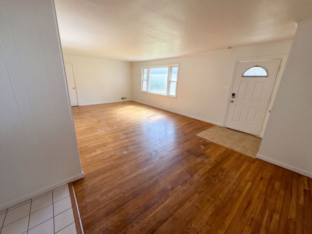 Property photo 3 of 2804 N Cowing Park Ln