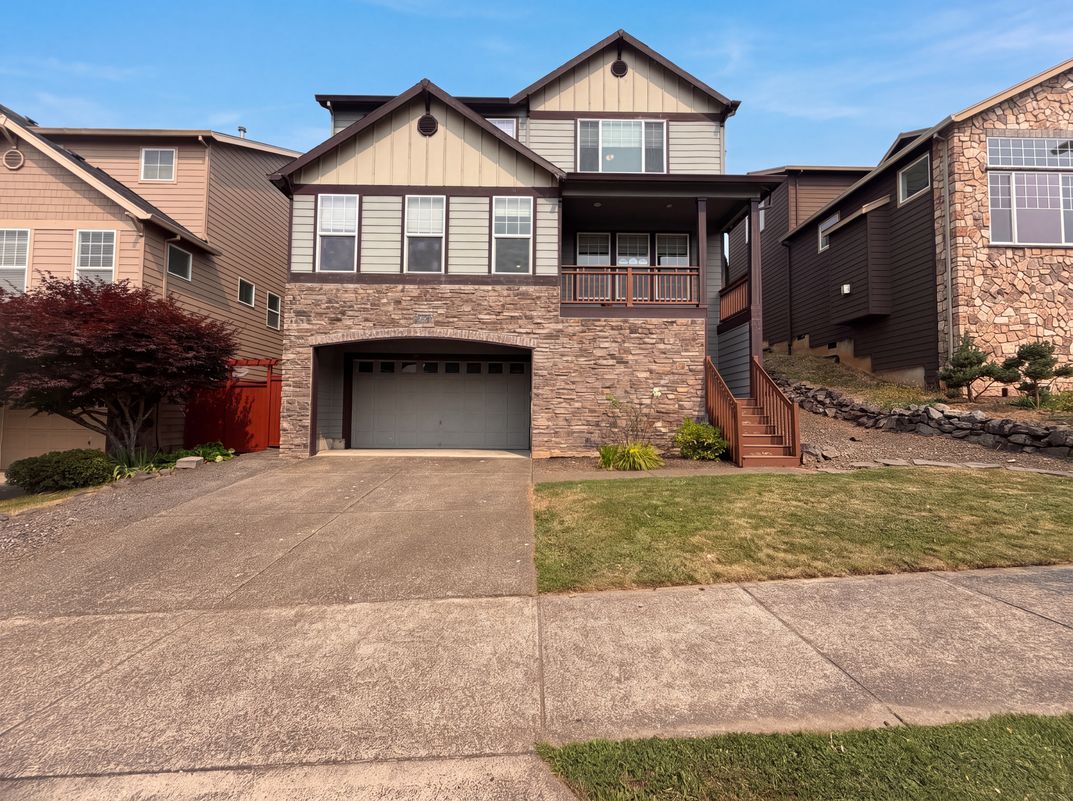Property photo 1 of 13049 SE Meadehill Ave